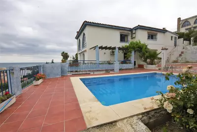 Detached Villa in Estepona