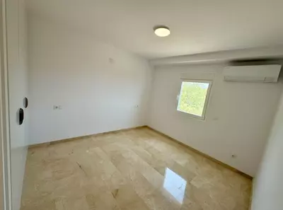 Middle Floor Apartment in Atalaya