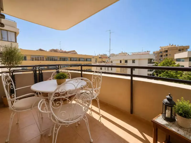 Middle Floor Apartment in Marbella