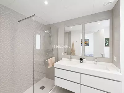 Top Floor Apartment in Benahavís
