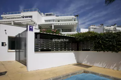 Top Floor Apartment in Benahavís
