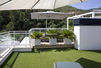 Top Floor Apartment in Benahavís
