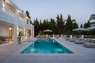 Detached Villa in Nueva Andalucía