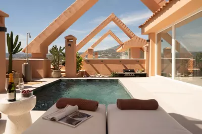 Penthouse in Nueva Andalucía