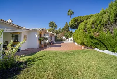 Detached Villa in Guadalmina Alta