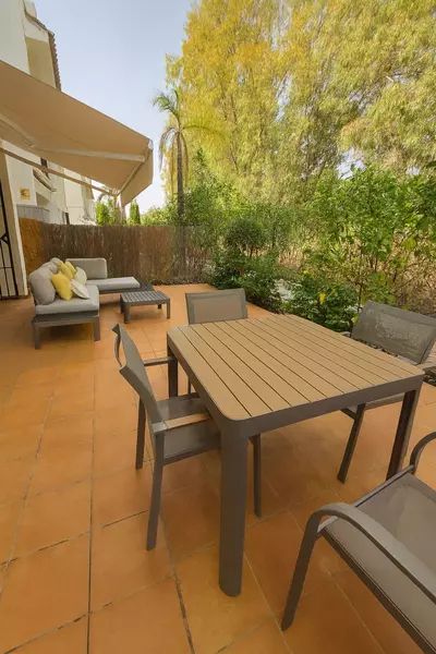 Ground Floor Apartment in Nueva Andalucía