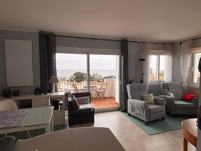 Top Floor Apartment in Manilva