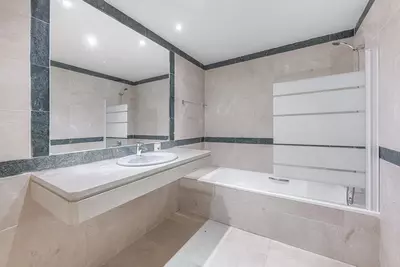 Townhouse in Nueva Andalucía