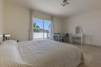Townhouse in Nueva Andalucía