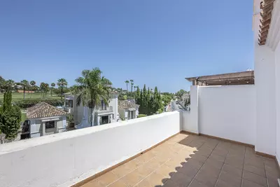 Townhouse in Nueva Andalucía