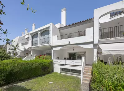 Townhouse in Nueva Andalucía