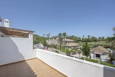Townhouse in Nueva Andalucía