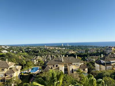 Middle Floor Apartment in Elviria