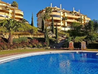 Middle Floor Apartment in Elviria