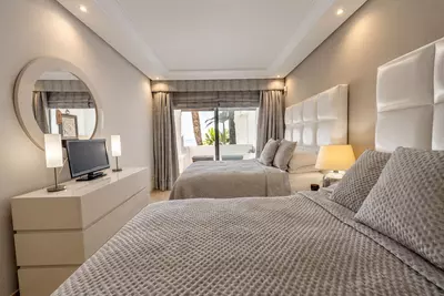 Middle Floor Apartment in Puerto Banús