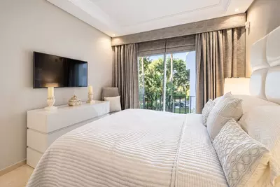 Middle Floor Apartment in Puerto Banús