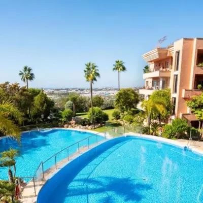Middle Floor Apartment in Marbella