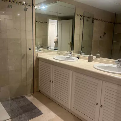Middle Floor Apartment in Marbella
