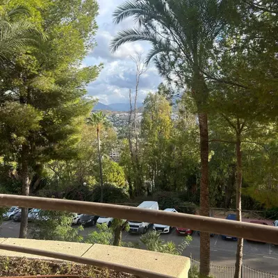 Middle Floor Apartment in Marbella