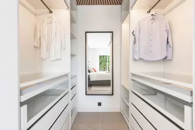 Middle Floor Apartment in Benahavís