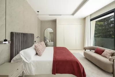 Detached Villa in Nueva Andalucía