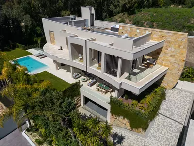 Detached Villa in Nueva Andalucía