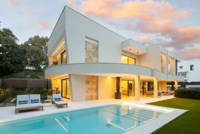 Detached Villa in Nueva Andalucía