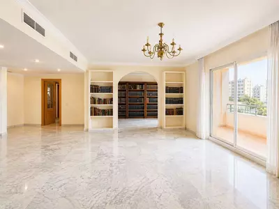 Middle Floor Apartment in Marbella