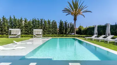 Detached Villa in Los Monteros