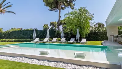 Detached Villa in Los Monteros
