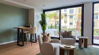 Middle Floor Apartment in Estepona