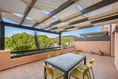 Middle Floor Apartment in Casares Playa