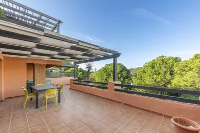 Middle Floor Apartment in Casares Playa