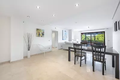 Middle Floor Apartment in Casares Playa