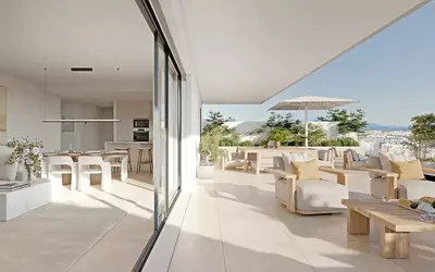 Top Floor Apartment in Estepona