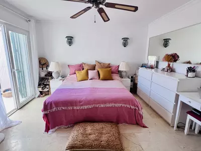 Townhouse in El Paraiso