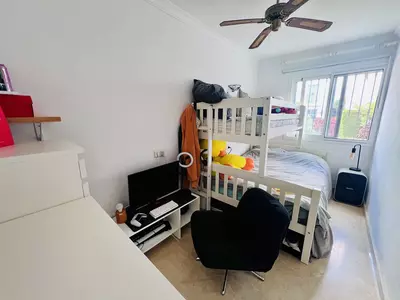 Townhouse in El Paraiso