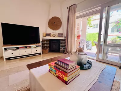 Townhouse in El Paraiso