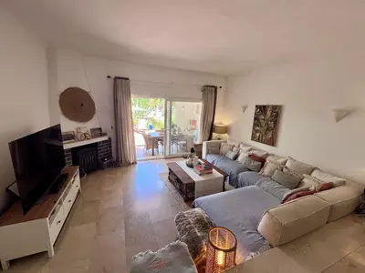 Townhouse in El Paraiso