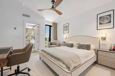 Detached Villa in Bel Air