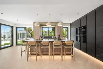 Detached Villa in Bel Air