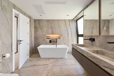 Detached Villa in Bel Air
