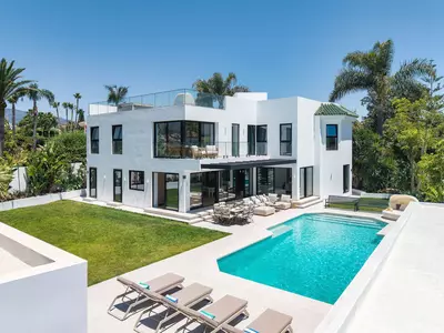 Detached Villa in Bel Air