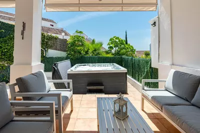 Semi-Detached House in Casares