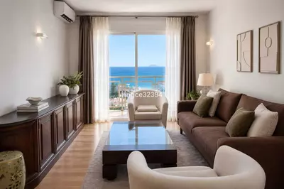 Top Floor Apartment in Estepona