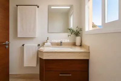 Top Floor Apartment in Estepona