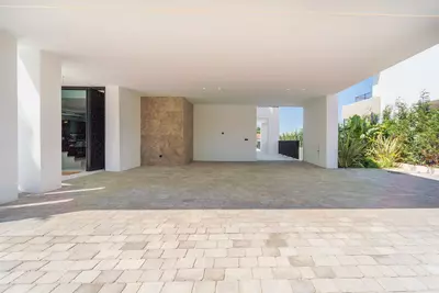 Detached Villa in Nueva Andalucía