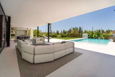 Detached Villa in Nueva Andalucía