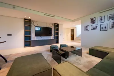 Detached Villa in Nueva Andalucía
