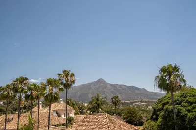 Detached Villa in Nueva Andalucía